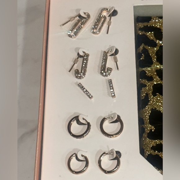 STEVE MADDEN 6 Pair Earring set - Picture 2 of 4